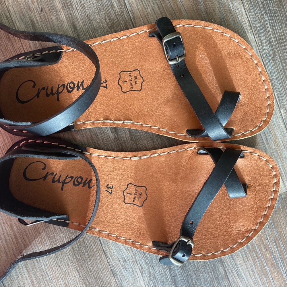 Crupon Nomade barefoot sandals 37
